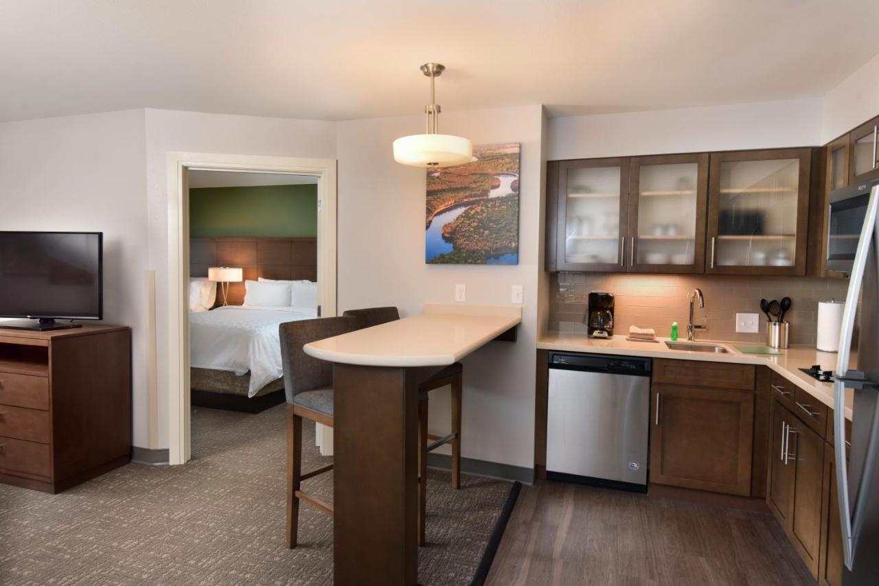 Staybridge Suites - Wisconsin Dells - Lake Delton By Ihg Exterior photo