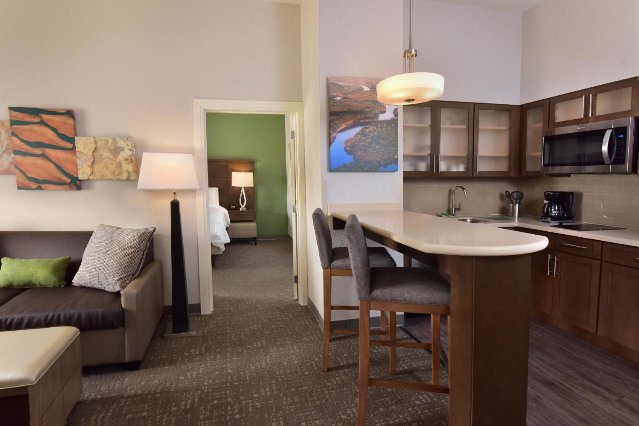Staybridge Suites - Wisconsin Dells - Lake Delton By Ihg Exterior photo